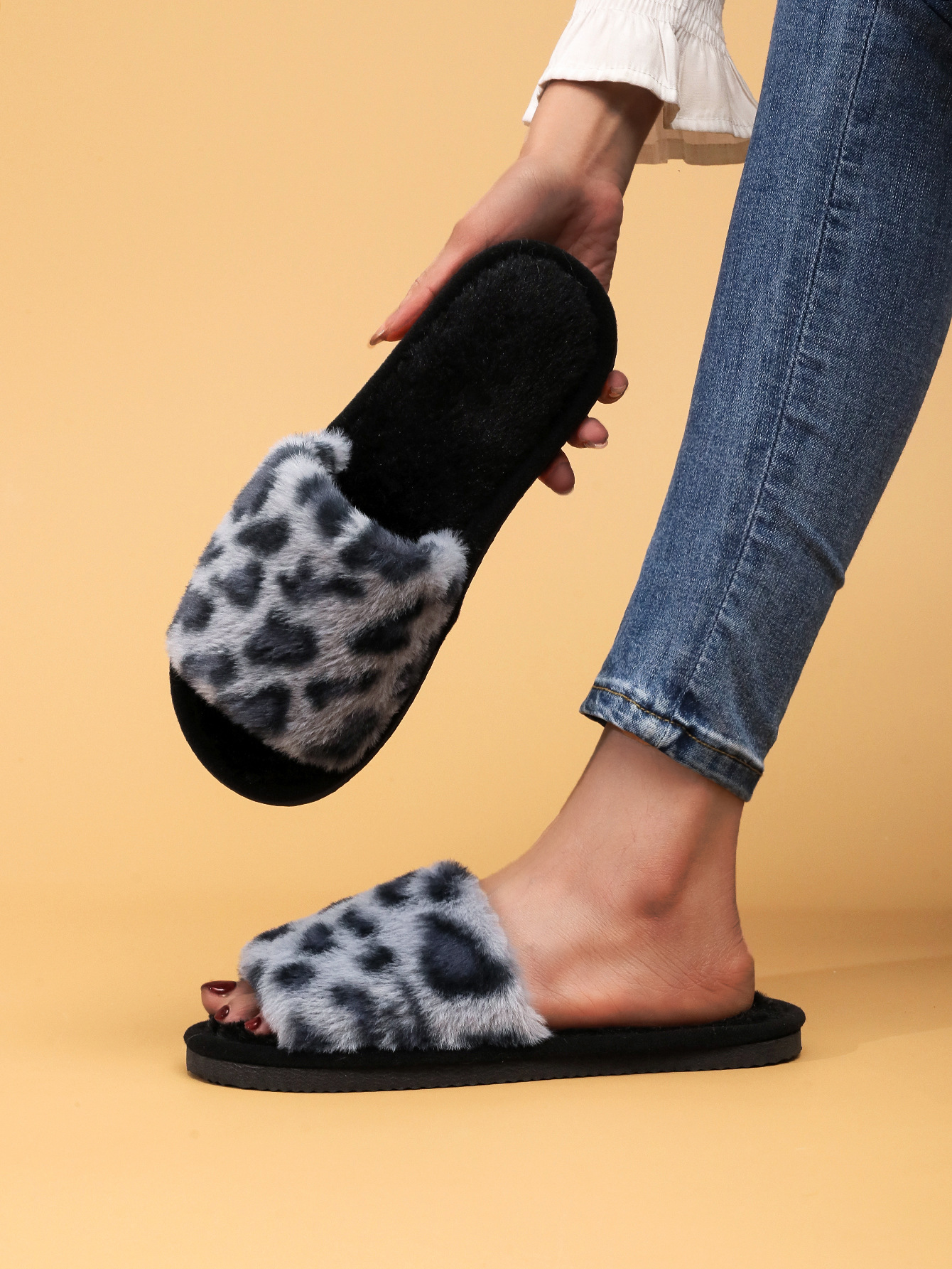 Estampado de leopardo punta abierta Zapatillas de casa transfronteriza Amazon populares zapatillas de estampado de leopardo primavera y otoño zapatillas de piso Four Seasons