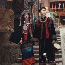 男款新款苗族套装演出服旅拍刺绣土家族摄影壮族服装服饰少数民族