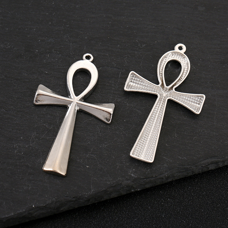 6g Weight Pendant Jewelry Making Type DIY Jewelry Accessories Classification 1 Piece Quantity Alloy Material Cross Pattern Plating Design Simple Style, Classic Style Style 1 Piece Alloy Cross Pendant 7