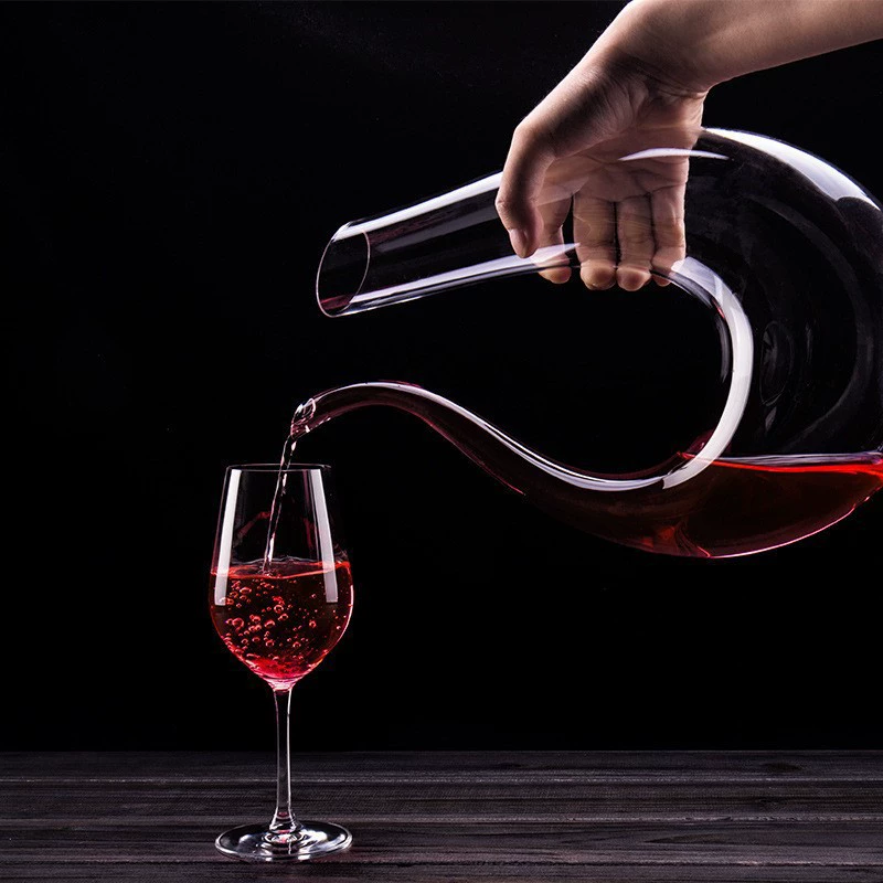 Fast wine decanter, glass wine dispenser, custom-made