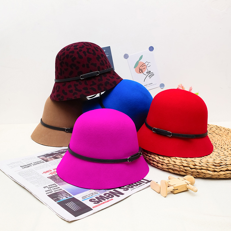 Sombrero de las mujeres de otoño e invierno de lana pura lana sombrero de la cuenca coreano japonés caliente impreso sombrero de fieltro fábrica en stock venta al por mayor image 4