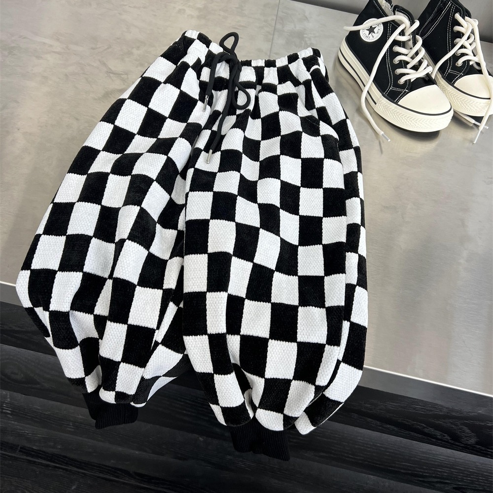 Çocuklar için kışlık kalınlaştırılmış, peluş satranç tahtası dama tahtası kapalı ayaklı özel teklif. İade edilebilir, iade edilemez_voghion.com