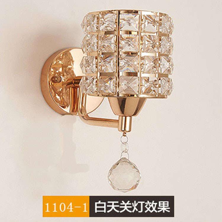 Simple moderna de cristal de hierro lámpara de pared dormitorio lámpara de noche LED impermeable creativa lámpara de Zhongshan iluminación