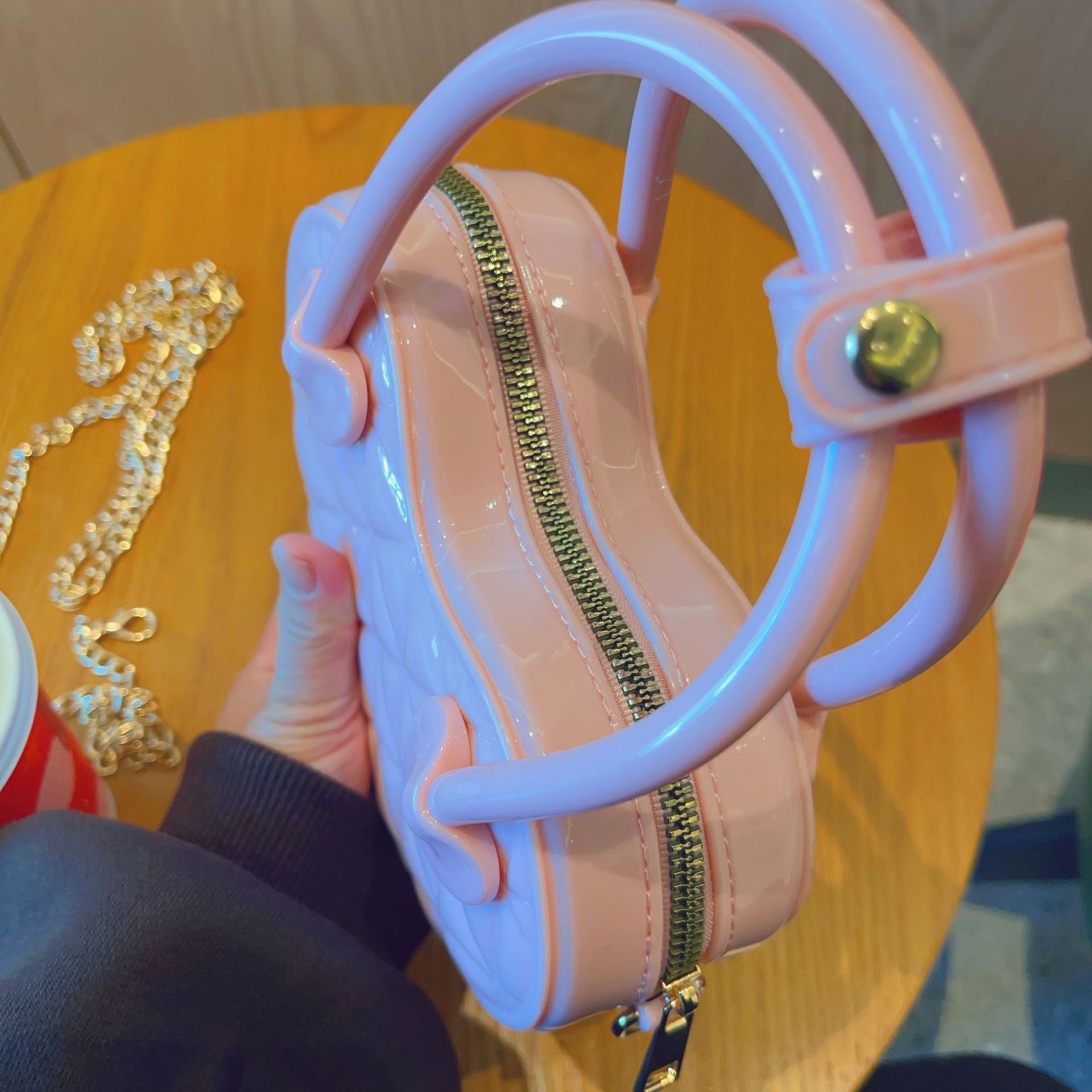 New PVC jelly bag for early spring 2025, heart-shaped hand-held small bag, diamond-shaped single-shoulder crossbody ladies' bag, sweet small bag undefined