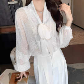 设计感小众蕾丝提花蝴蝶结衬衫女秋季新款高级感法式洋气减龄上衣