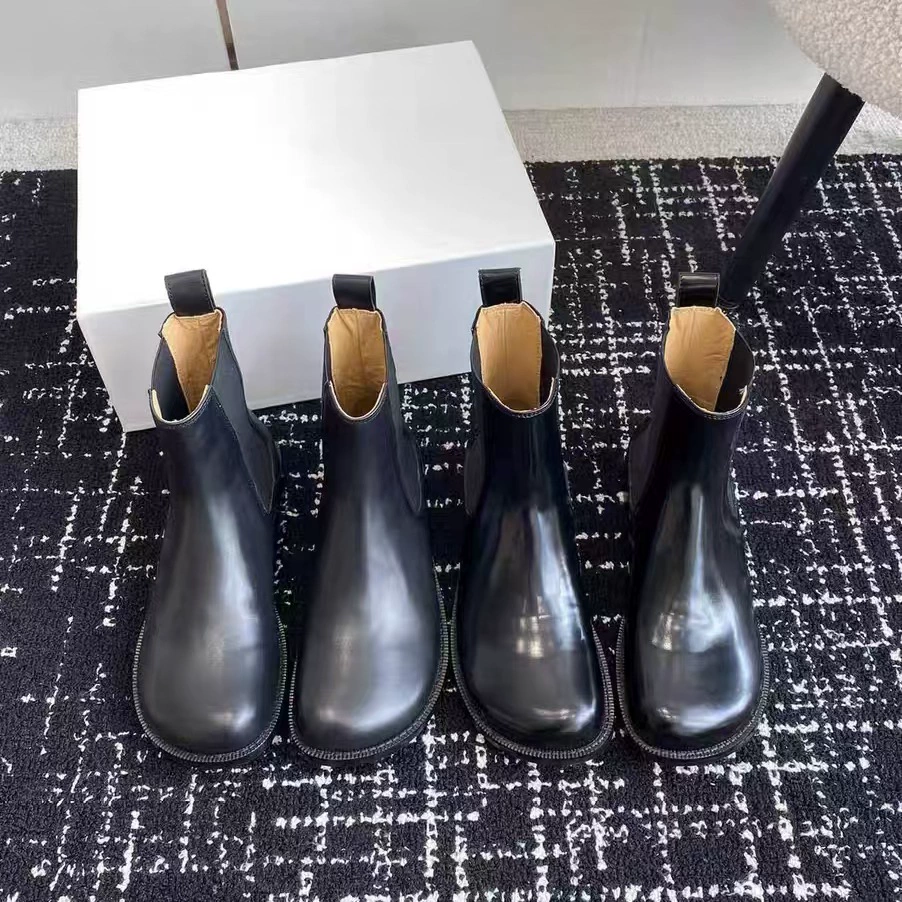 Высокое качество 2024 осень-зима натуральная кожа с круглой головкой с плоским дном один педаль эластичные короткие сапоги модные сапоги Челси сапоги женщины