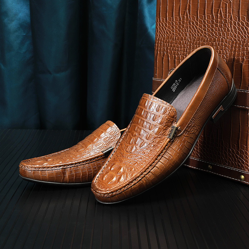 Shipped Within (48 Hours) 2025 New First-Layer Cowhide Casual Leather Shoes Men's Slip-On Business Beanie Shoes