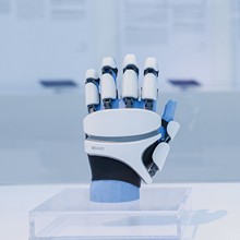 CNC加工塑胶手板模型塑料样件医疗机器人新能源服务器手板制作