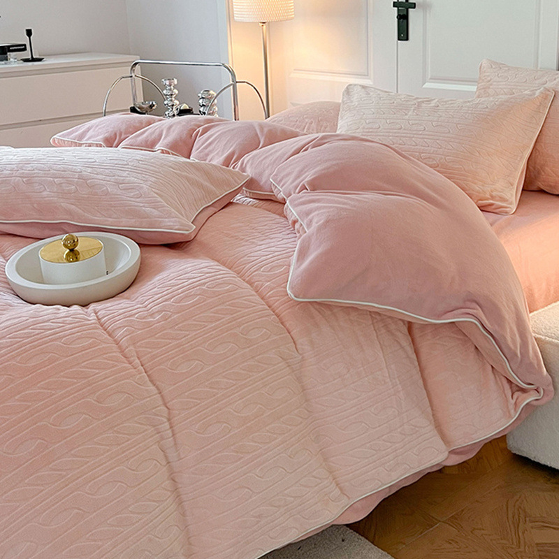 Invierno leche de cama de terciopelo de cuatro piezas, sábanas de franela de coral, cubierta de colcha de cama de terciopelo de tres piezas