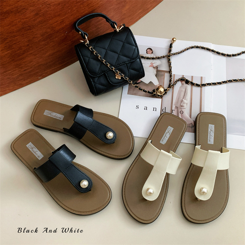 summer fashionable elegant slippers
