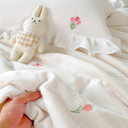 Category A maternal and infant grade pure cotton summer quilt cotton double-layer yarn soybean summer cool quilt ins style thickened winter quilt spring and autumn quilt core