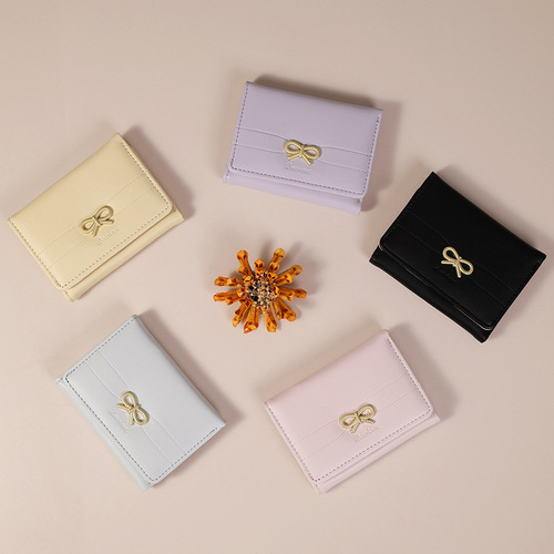 Korean-style tri-fold short pocket small wallet for Instagram girls, foldable leather card case with cute cartoon butterfly design