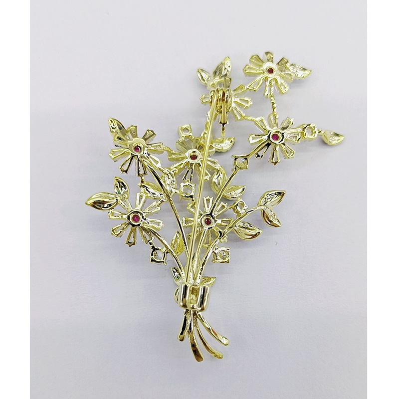 2022�ﶬ�¿��ʱ�и������ʻ�������Ů�ٴ���װ�����ػ�����