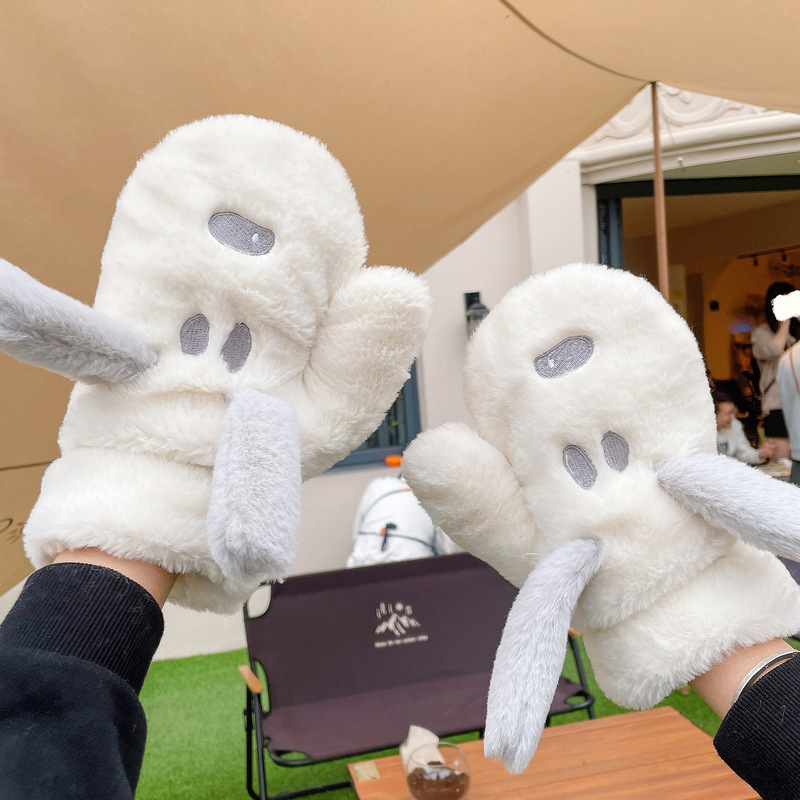Grey Snoopy Plush Gloves Student Outdoor Cycling Portable Cute Puppy Warm Lanyard All-inclusive Gloves Grey Snoopy Plush Gloves Student Outdoor Cycling Portable Cute Puppy Warm Lanyard All-inclusive Gloves