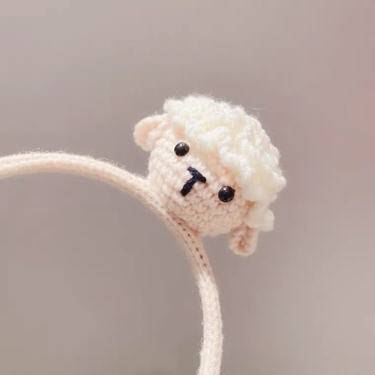 Fashion Knitted Wool Headband Cute Cartoon Little Sheep Hairpin Headband display picture 2