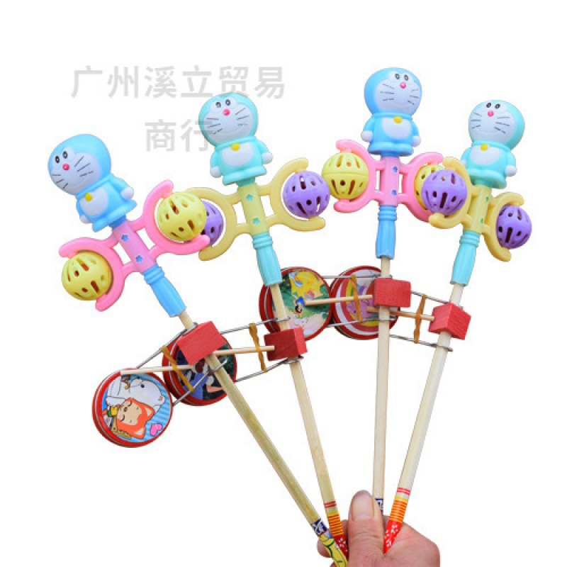 당당 고양이 벨이 드럼을 흔들면 50개부터 시작됩니다.