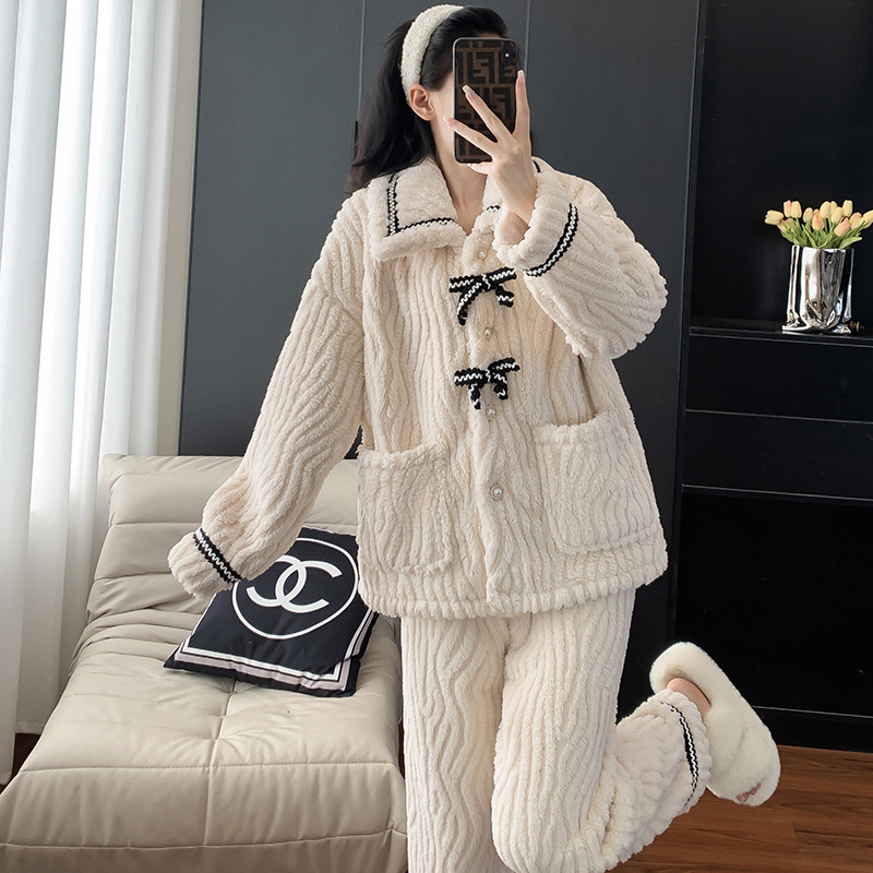 不退货蝴蝶结睡衣女秋冬款珊瑚绒家居服法兰绒加厚加绒冬季甜美公