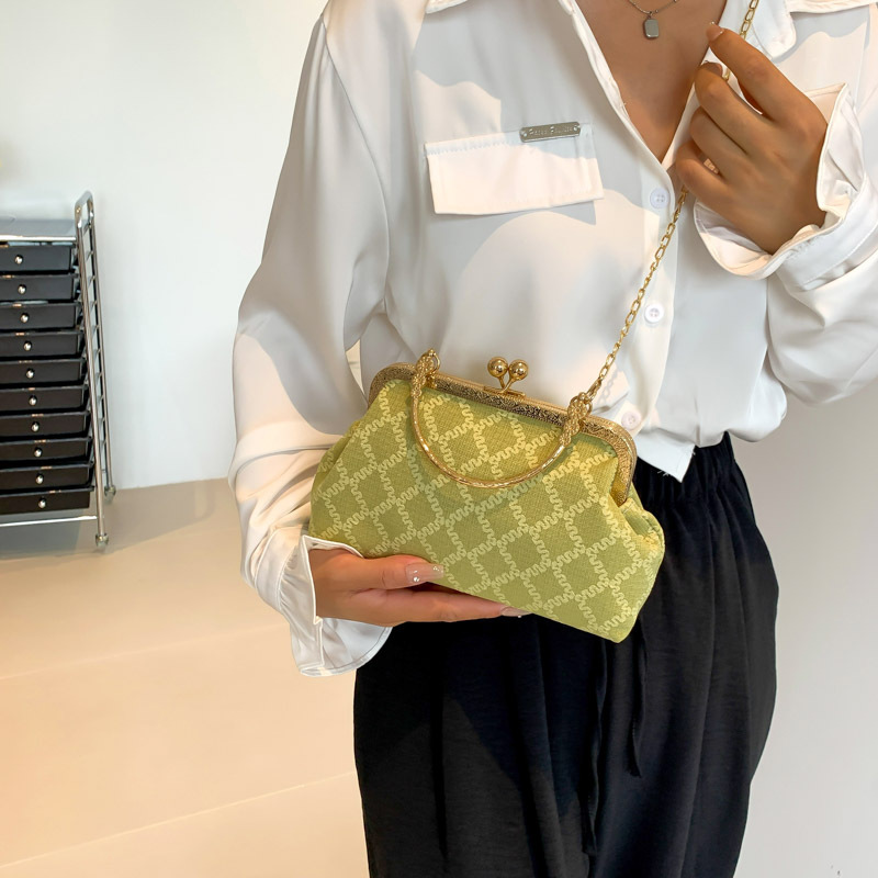 Cadena de moda rombo bolsa de concha ins moda perla cerradura noche bolsa de estilo fragante hombro crossbody bolsa de aspecto alto