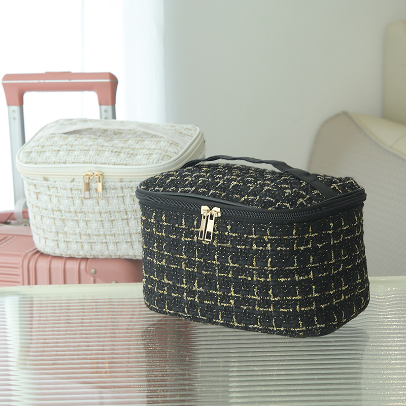 新款韩版格子手提小香风化妆包大容量便携洗漱收纳包妆盒旅行批发