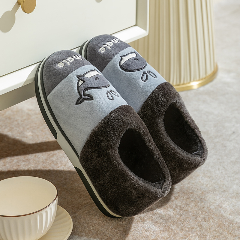 Winter New Home Cotton Shoes Men's Cartoon Cute Embroidered Cotton Slippers Women's Winter Warm Couple Cotton Slippers Wholesale