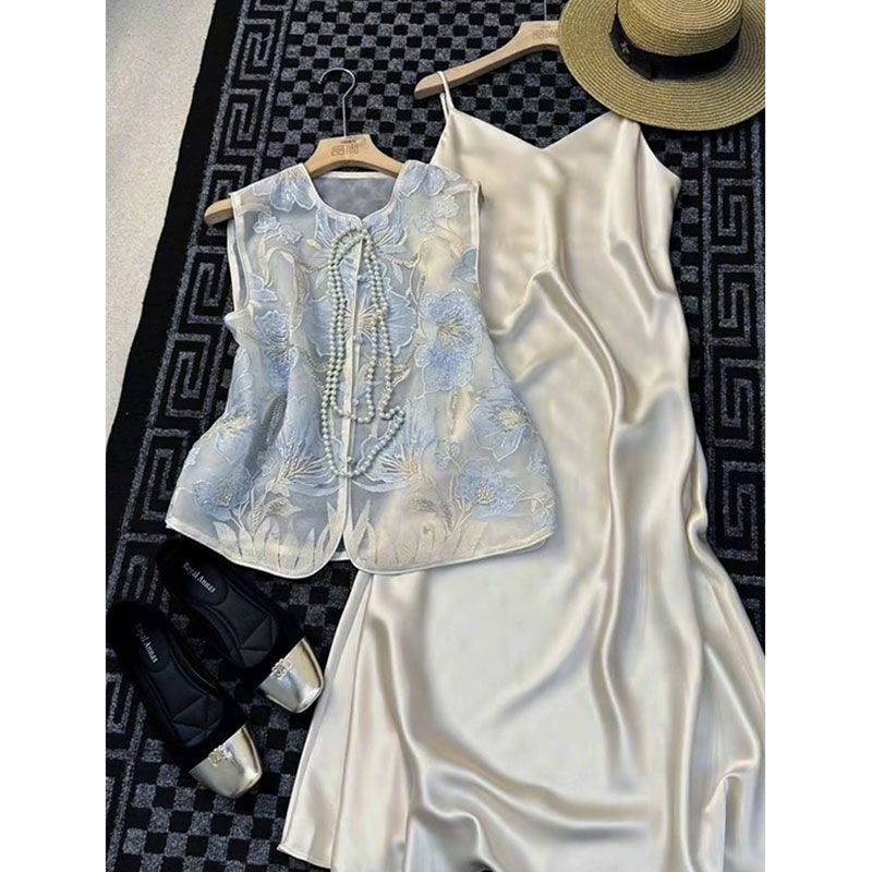 2026 Summer Sun Protection New Chinese-Style Women's Clothing with a Complete Set of Heavy Embroidery, Two-Piece Suspender Set