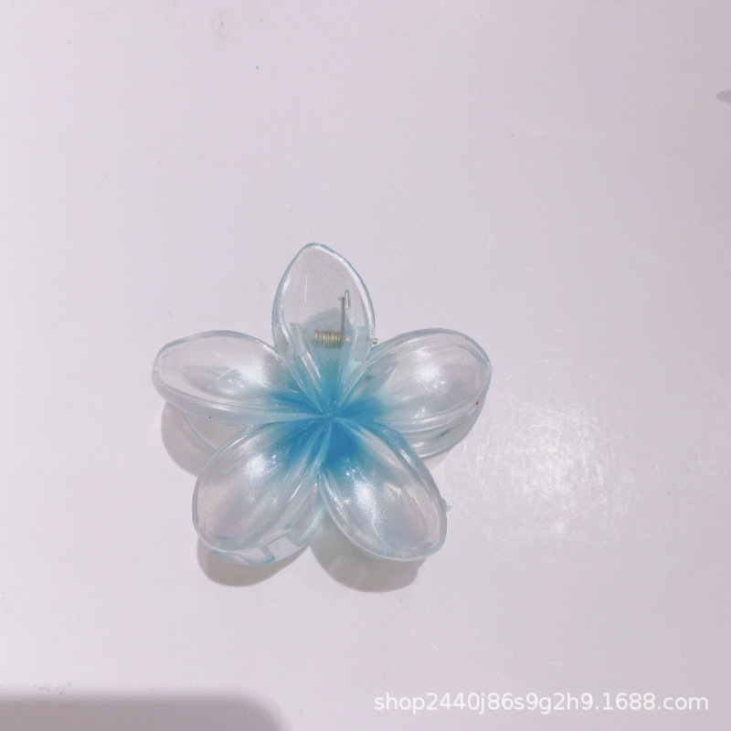 ビーチのリゾート風の卵の花のヘアピンの女性の後頭部の半分の髪のクリップの気質のサメのクリップの髪の飾り