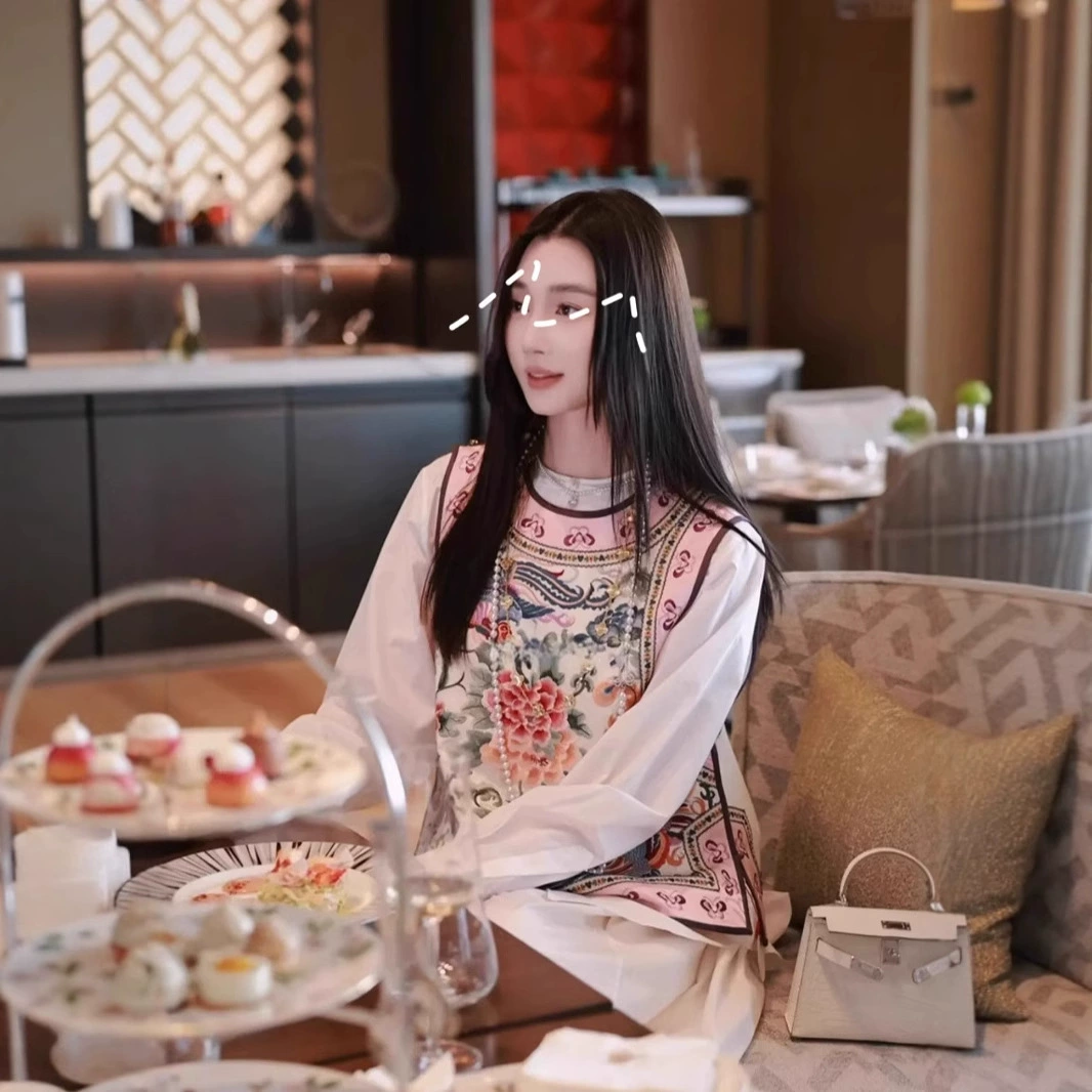 Популярный стильный жилет Nanyou с вышивкой цветов, богатый новый шинуазри для женщин 2025, новый топ с круглым вырезом