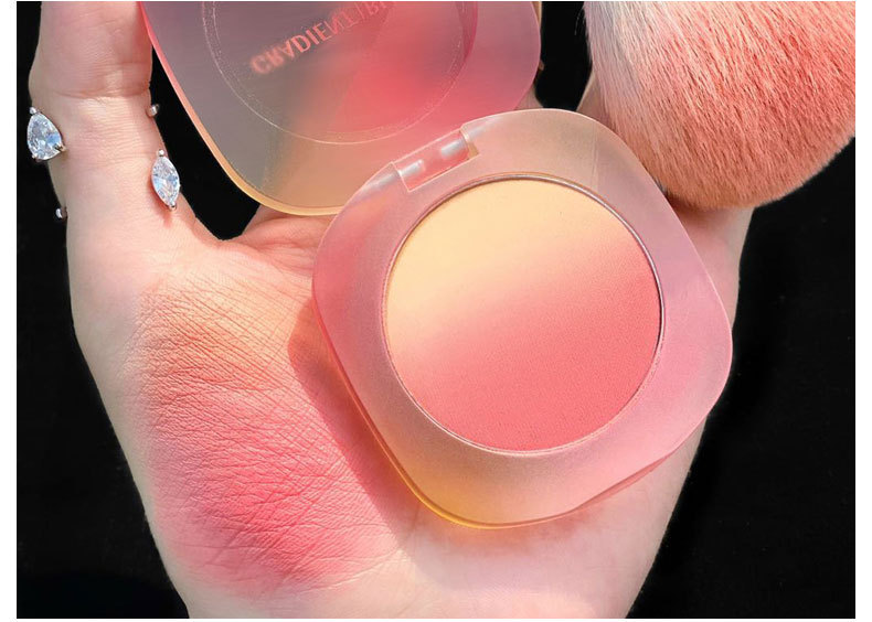 CVZ three-color gradient blush Contouring palette: Dirty tea pink, not prone to flaking, warm blush, natural nude blush undefined