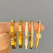 �羳�����ˮ����ɫ�����~�����C���b18K��ٴ�r�и߼����Ʒ