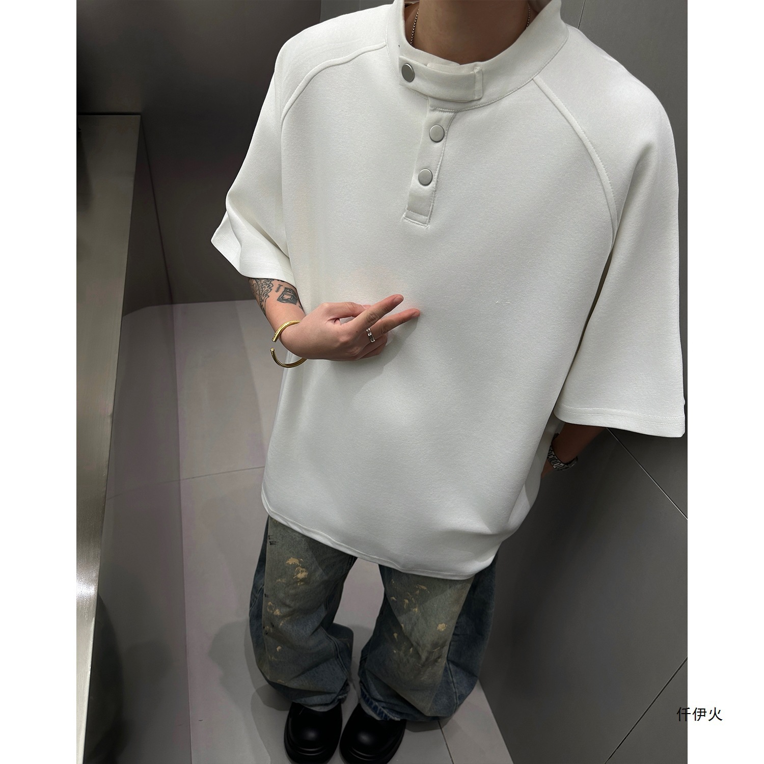 하프 터틀넥 헤비급 스탠드 칼라 반팔 티셔츠 남성 여름 신작 미국 트렌디 브랜드 핸섬 반팔 루즈 화이트 탑