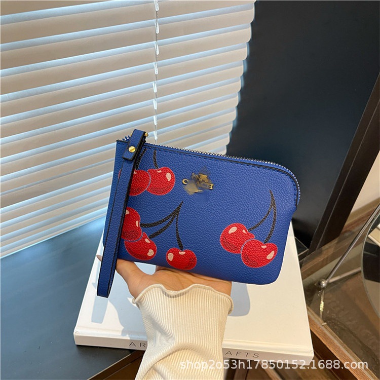 Bolso de cambio de dama de comercio exterior en 2025, bolso pequeño min. bolso de mano de nicho de Europa y América, pulseras.