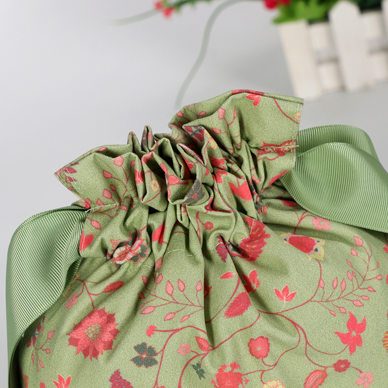 Fabricante mayorista de bolsas publicitarias portátiles de lona, bolsas de algodón con cordón, mochilas con logotipo y bolsos de mano.