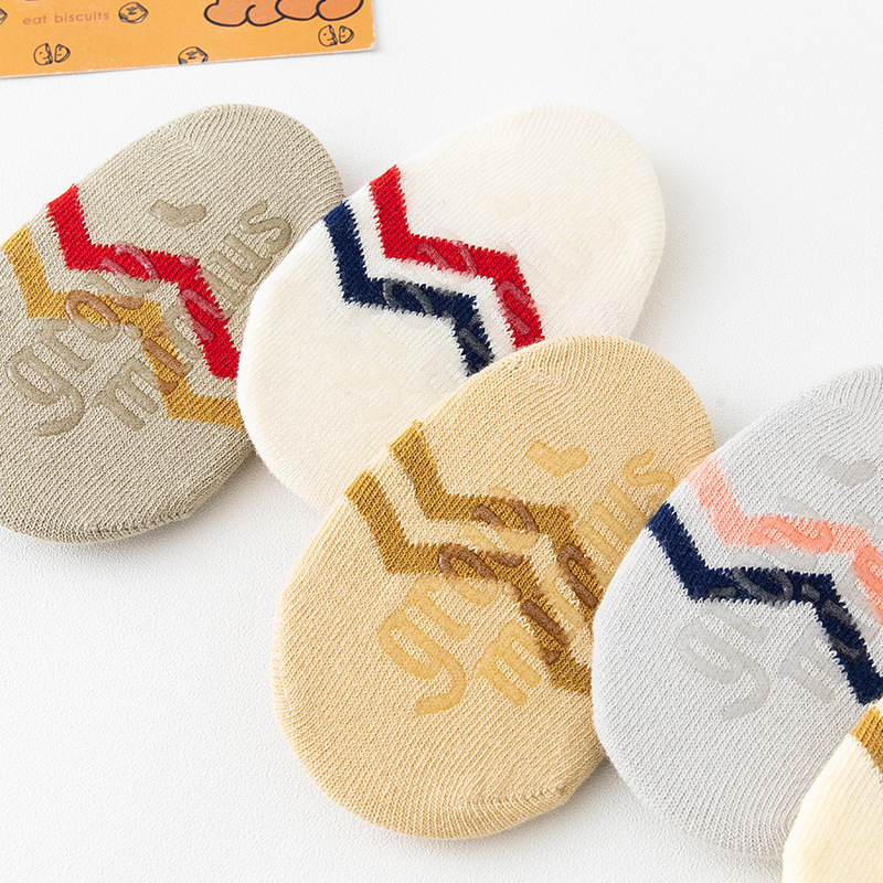 2022 calcetines de bebé primavera y verano niños y niñas rayas barco Calcetines algodón NIÑOS Calcetines invisibles bebé niño Calcetines antideslizantes