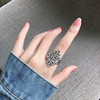 Retro ring suitable for men and women, Japanese and Korean, simple and elegant design, on index finger