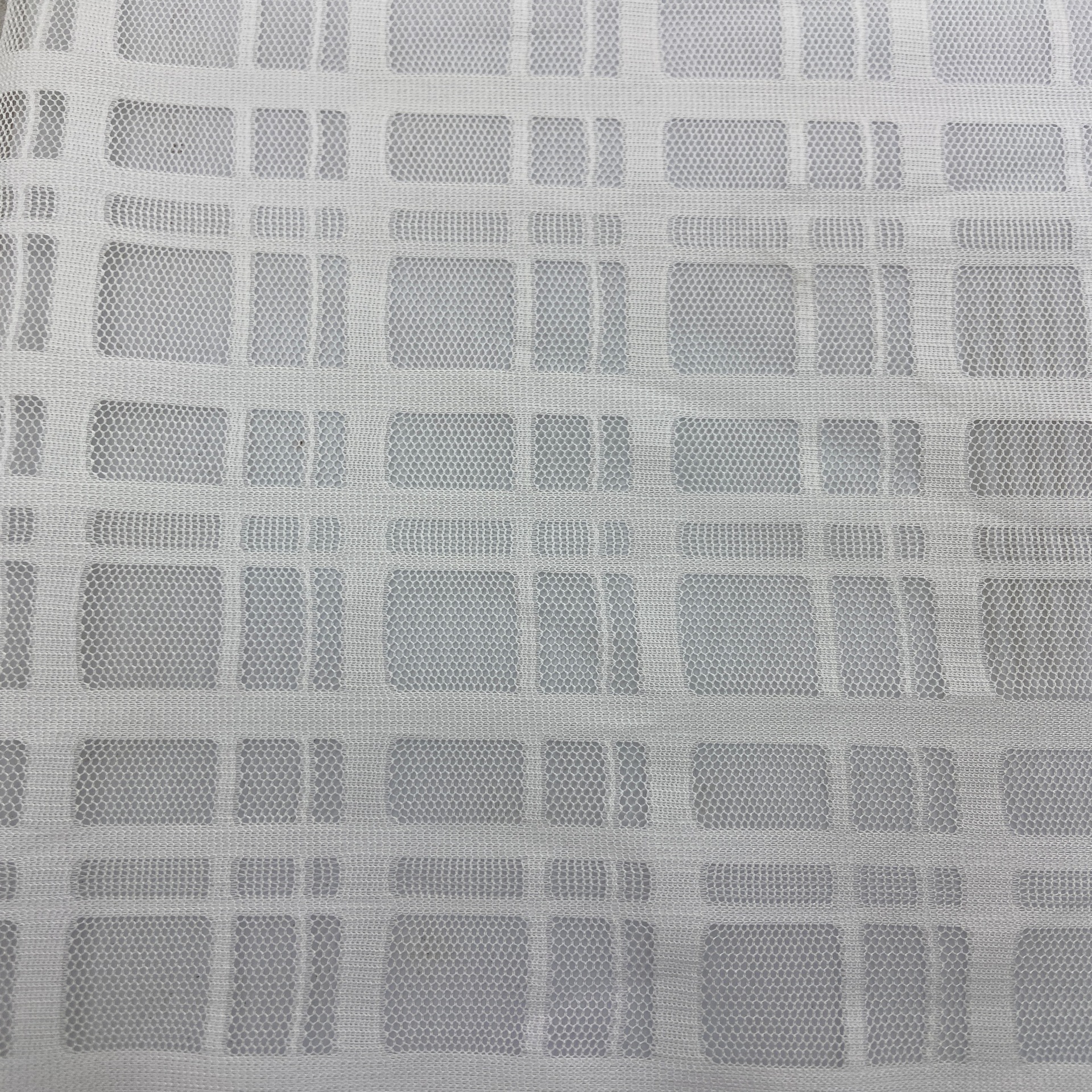 针织提花大小方格网眼布几何图网布全涤纶长方形无弹数码印花底布