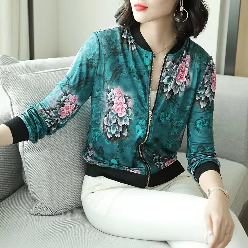 Fashionable autumn jacket