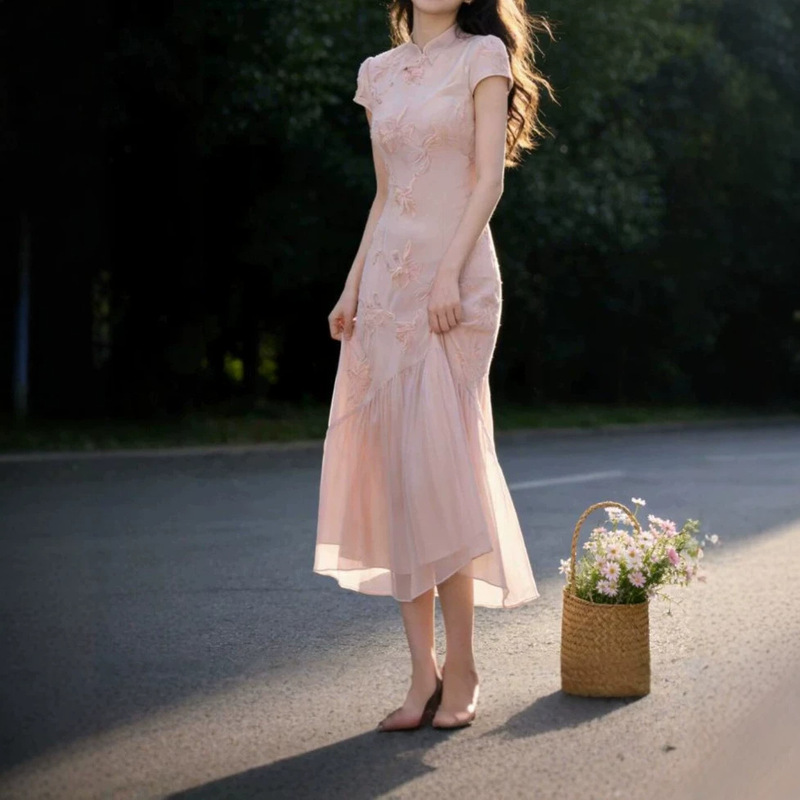 A Gentle and Intellectual Style with a Unique and Super Beautiful Dress, New Chinese-Style Improved Cheongsam for Summer 2026