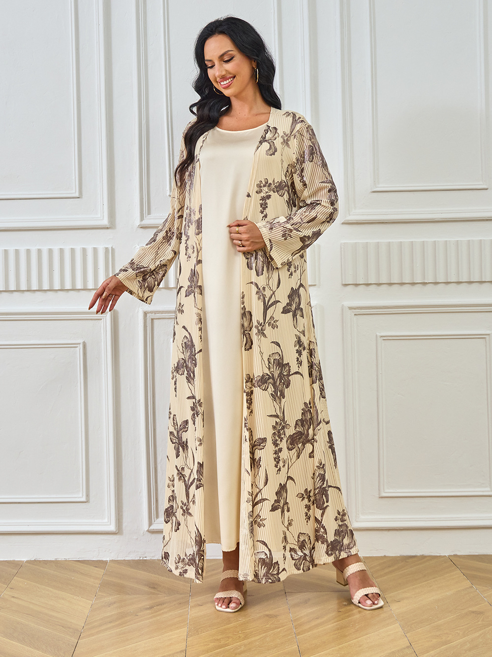 Middle East 2024 Summer New Fashion Gold-Embossed Muslim Dress Dubai Travel Cardigan Robe European And American Women's_ecoleips.com