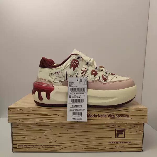EUR39 antique white/antique red-female EUR37