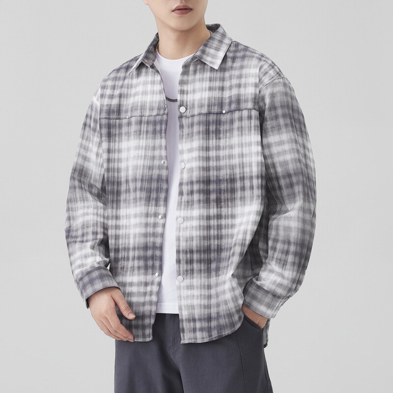 High-quality fashionable long-sleeve shirt with metal buttons for young men in spring and autumn, men's workwear shirt jacket, available for wholesale High-quality fashionable long-sleeve shirt with metal buttons for young men in spring and autumn, men's workwear shirt jacket, available for wholesale