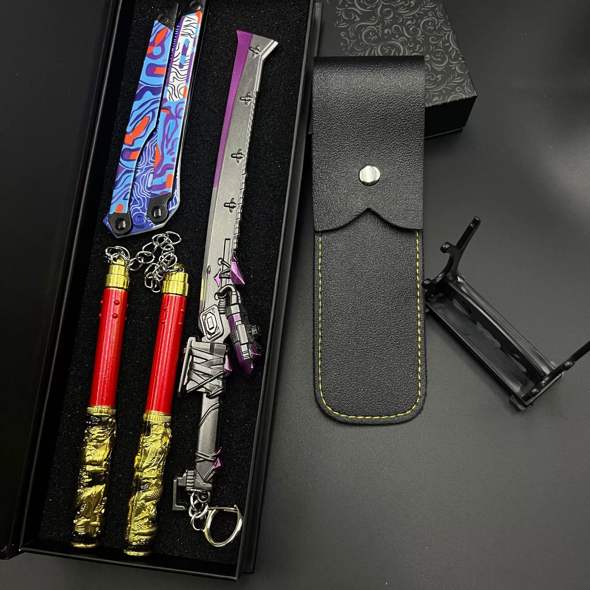 Нежа Шэньлун Нунчакус Peace Elite Game Flame Knife Cold Front Metal Crafts Ornaments Model Gift Box Pack