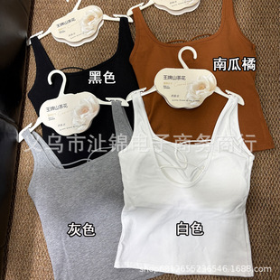 ���Ӽo8303���|С���OӋ�н���©������һ�w���؉|���ñ�����Ů��