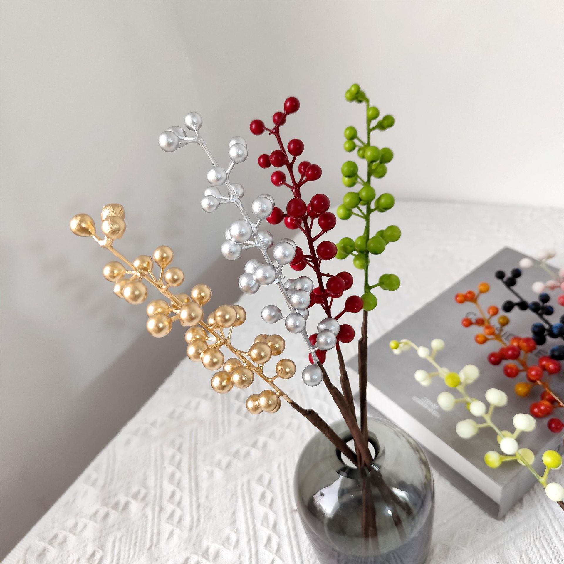 Simulación de bayas rojas ramas de espuma material rico fábrica de frutas venta directa props de disparo decoración accesorios de bola hecha a mano image 5