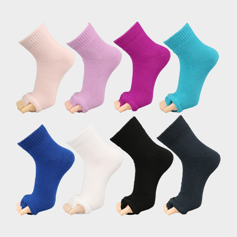 Mid-tube Japanese and Korean Yoga Five-toed Socks Toe Socks Open Toe Sleeping Socks Correction Thumb valgus Massage Five-finger Socks