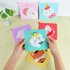 Manufacturer supplies new cute style silicone coasters, creative cartoon large size insulated coasters, practical anti-scalding placemats