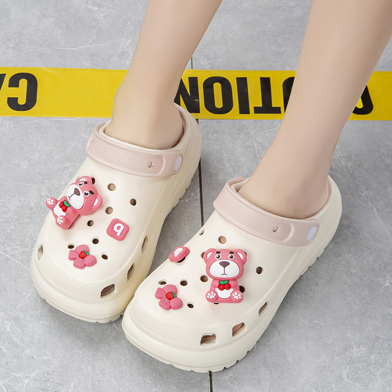 Hole Shoes Women's Light Wheel Thick Bottom Slippers Outer Wear 6CM Height Increased Fashion Sandals Women's New Outdoor Beach Shoes