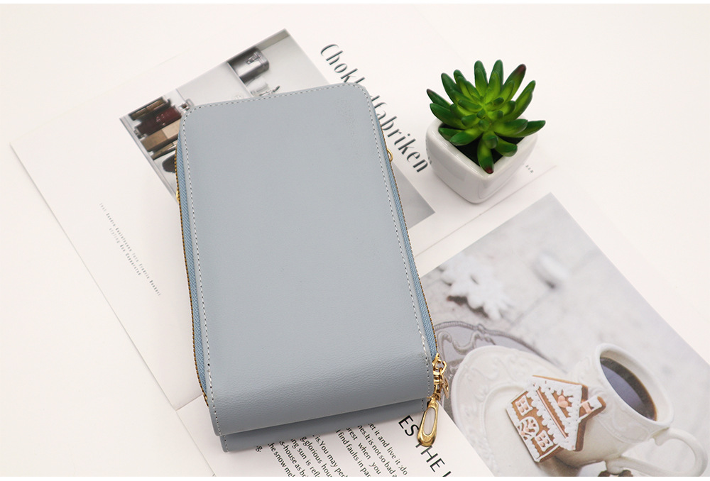 Women's Small Pu Leather Solid Color Streetwear Zipper Phone Wallets display picture 3