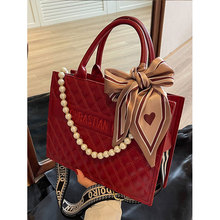 红色结婚包包2024新款高级感手提婚包女新娘包斜挎包大容量托特包