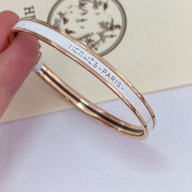 Aijia H 超狭版エナメルレターブレスレット女性用 18K ローズゴールドライト高級ハイエンドデザインクローズドカップルブレスレット|undefined