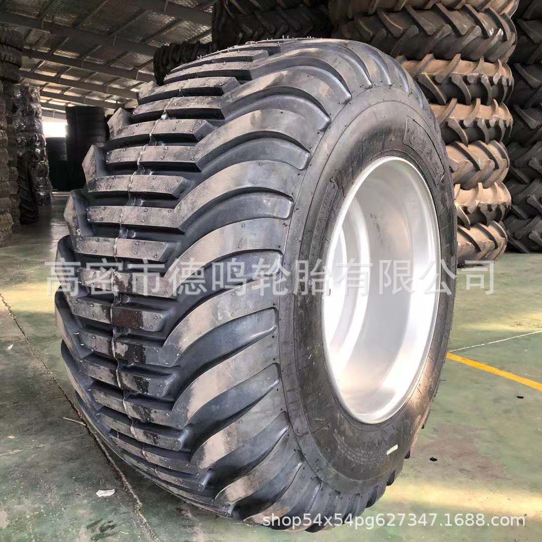 Los fabricantes suministran neumáticos de remolque de granja 650/50-22.5 con anillo de acero 620/40R22.5